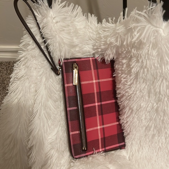 KATE SPADE medium lzp wristlet - Picture 3 of 7